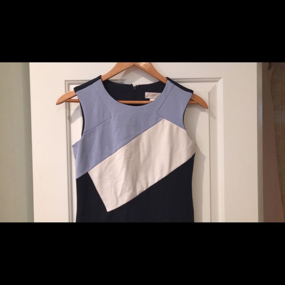 Slim Fit Navy Color Block Dress - Picture 2 of 5